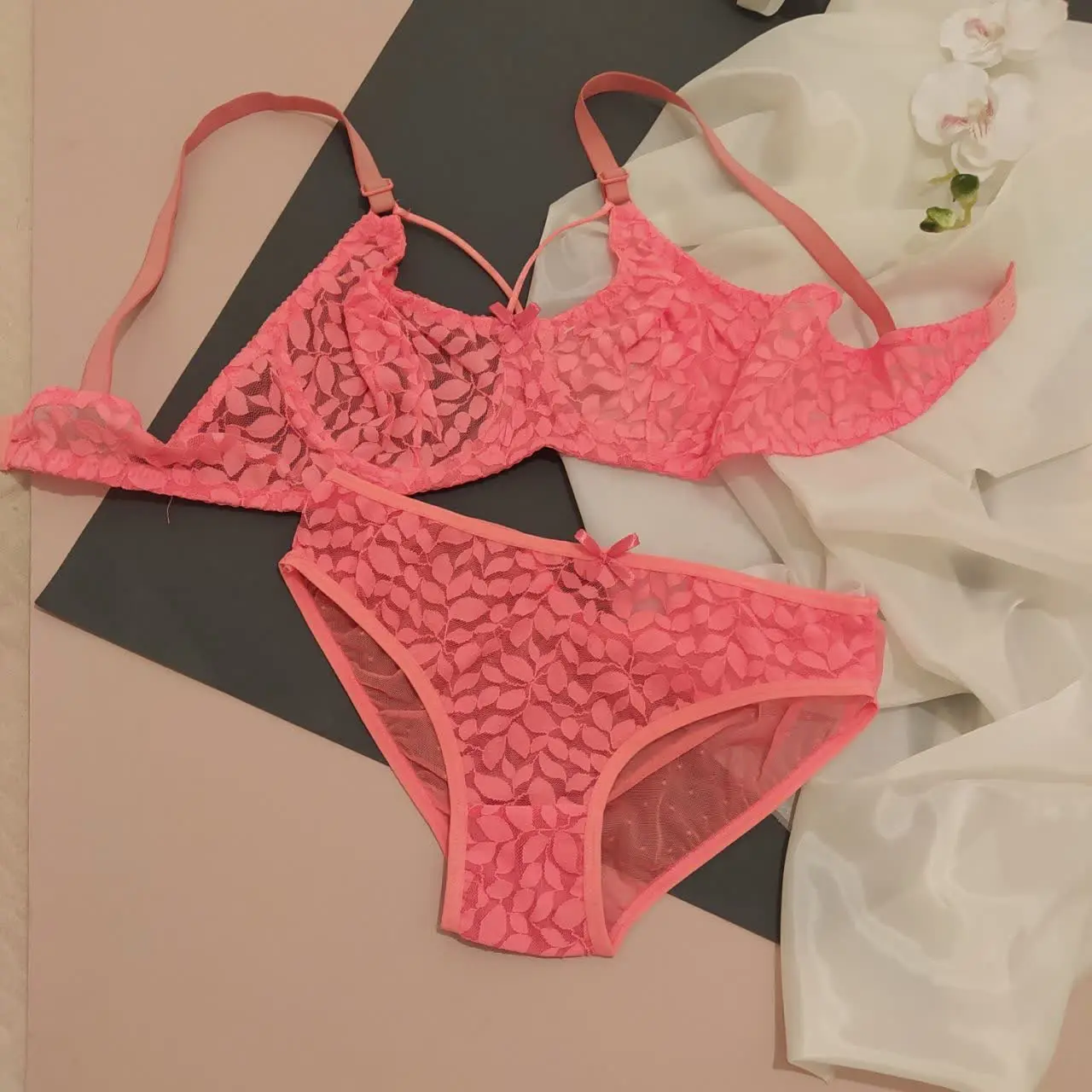 ست دانتل برگی😍😍
