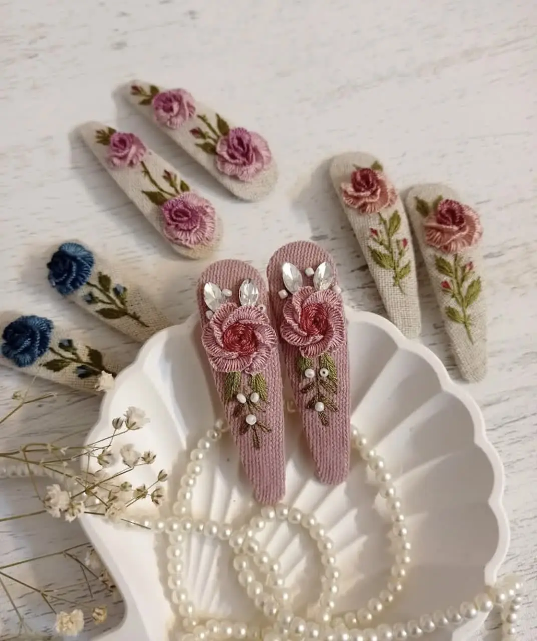 گلسر گلدوزی شده ((طرح ماهی)) 
