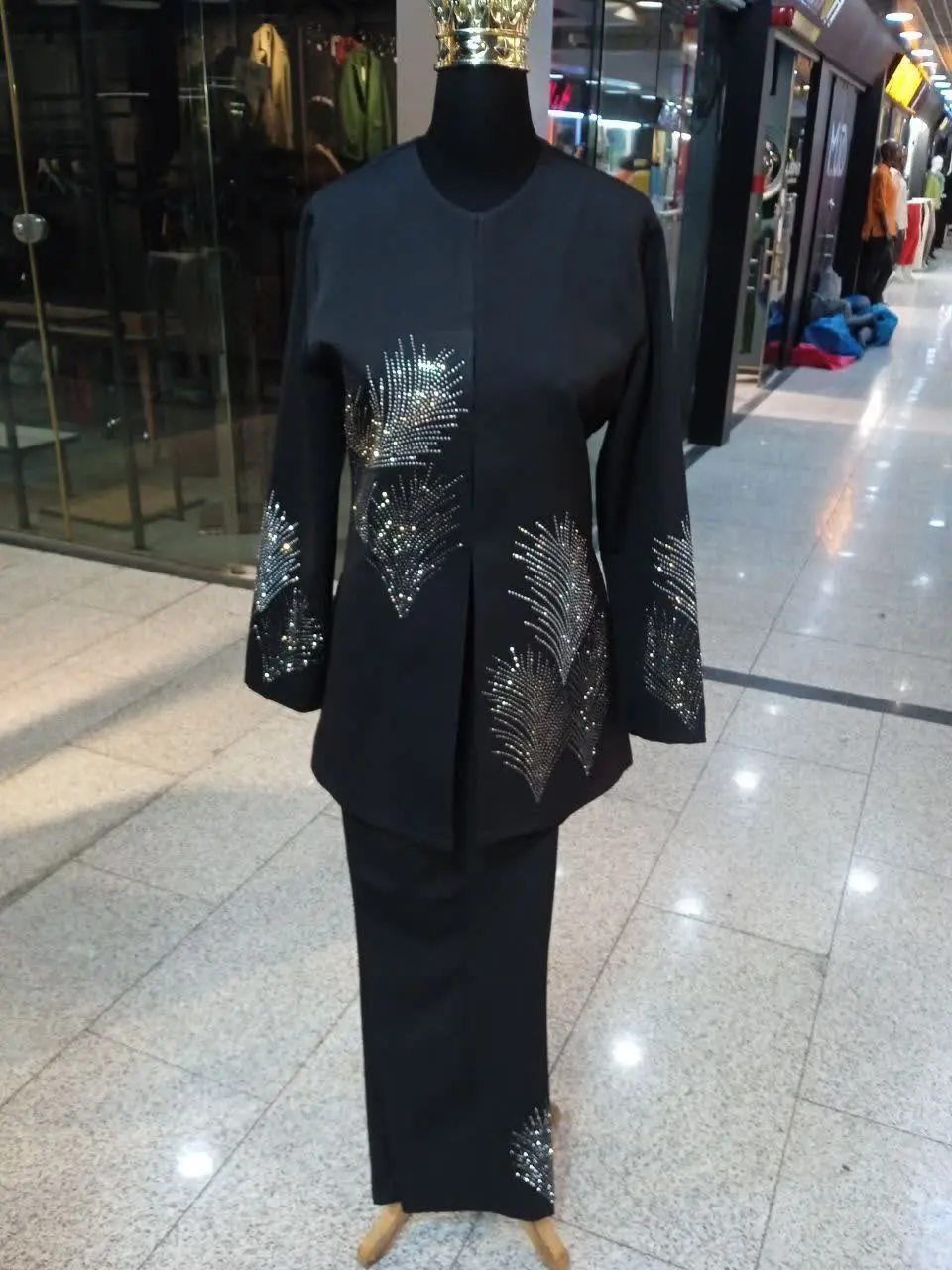 👒نام: ست کت شلوار مجلسی سه گل🌺
