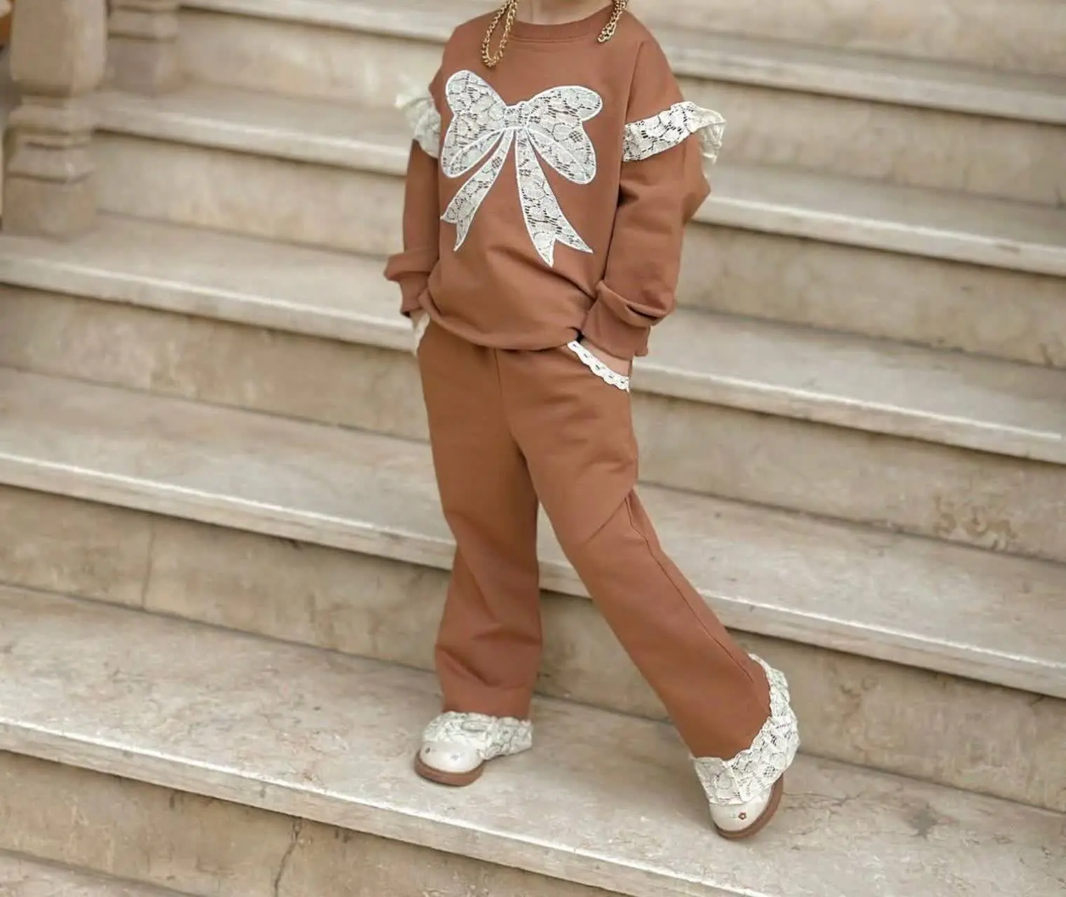 💎 نام: ست مجلسی پاپیون گلدو...