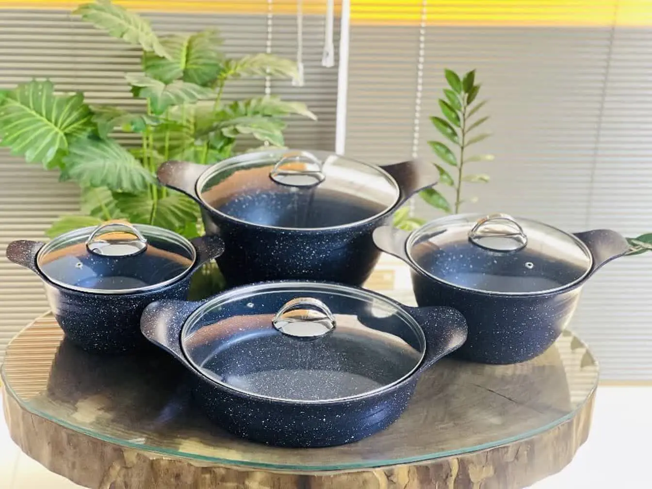 ✅سرویس ۸پارچه چدن داخل گران...