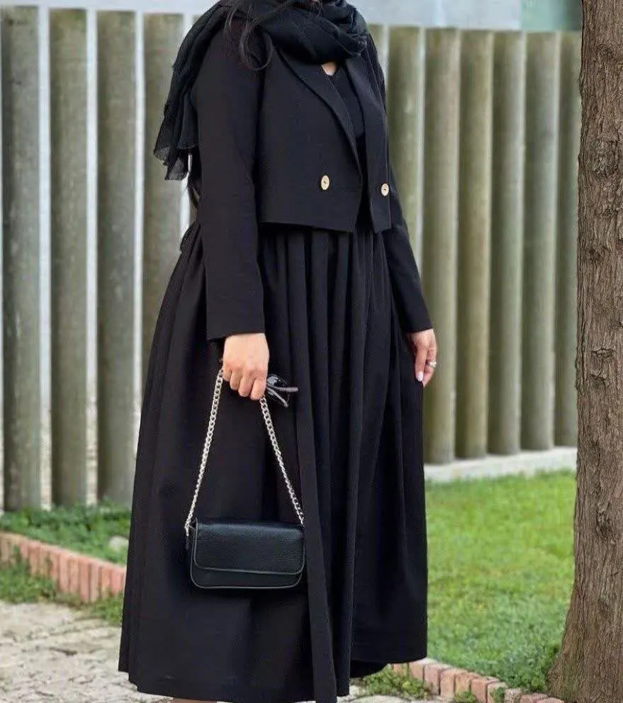 🌙نام: ست کت و سارافون بسیار زیبای فروزان
