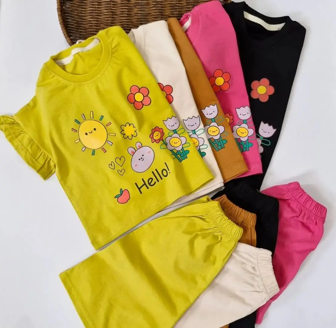 یک ست دخترانه می‌تونه همین قدر جذاب و دلنشین باشه ✌️✌️✌️
