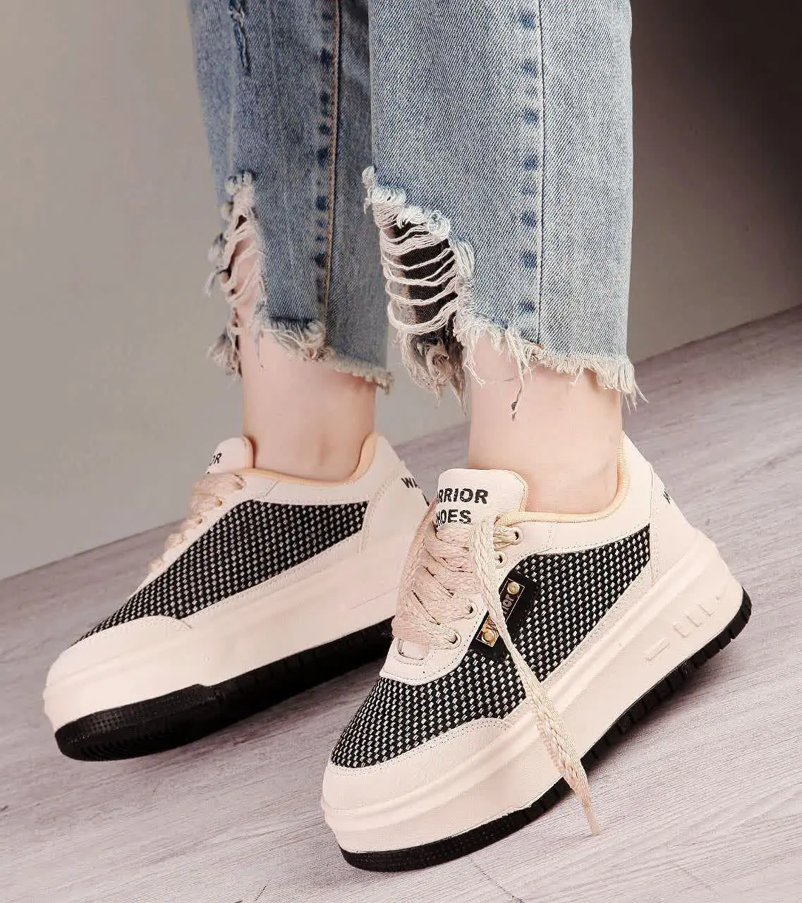 💠نام: واریور
