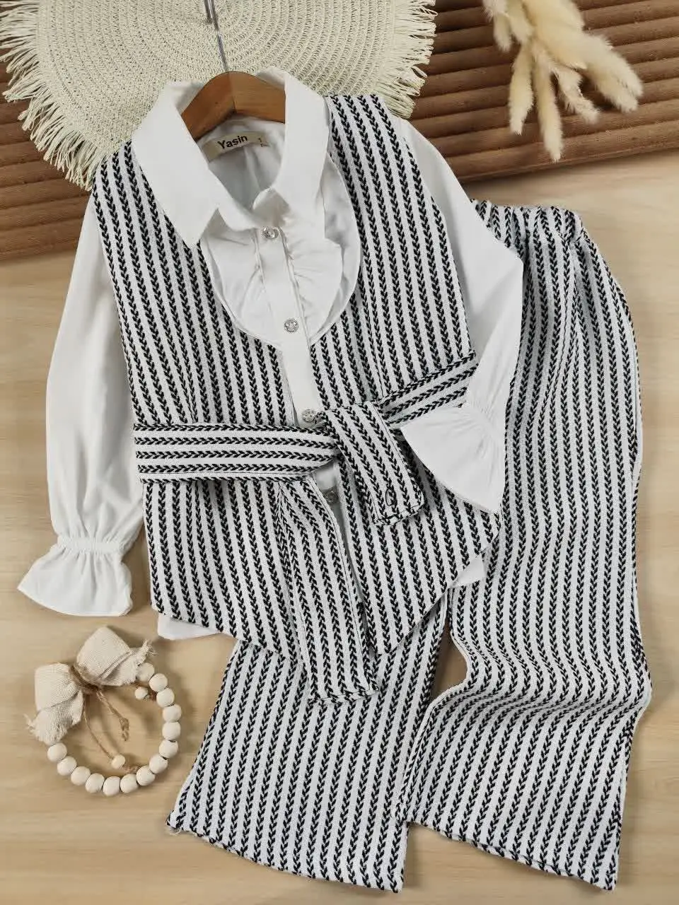 سایز ۱: قد شومیز ۳۸ پهنا ۳۱...