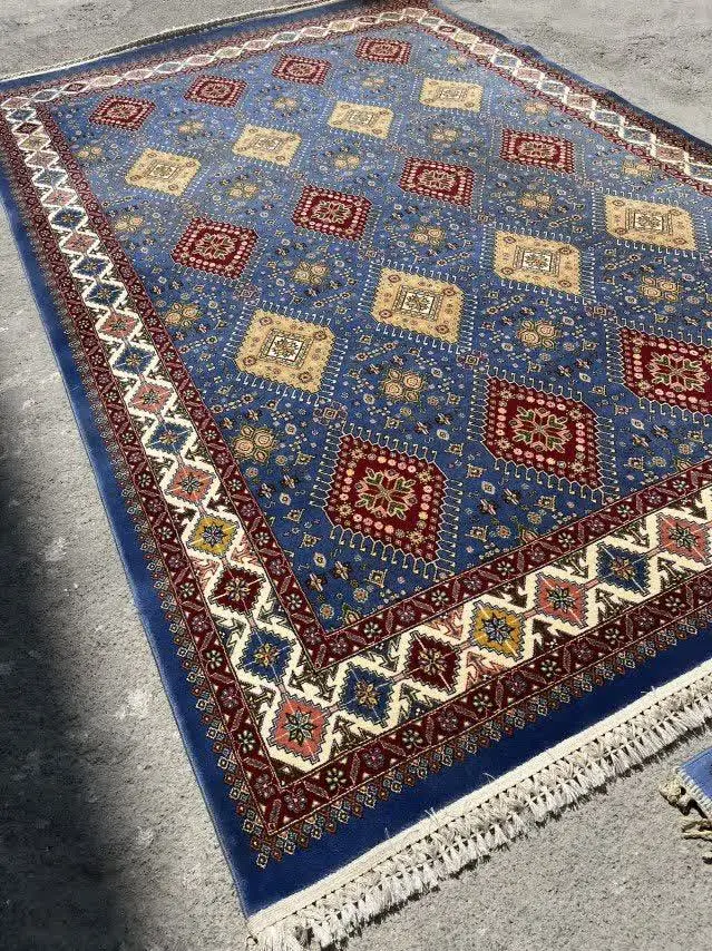 فرش ۶متری ۷۰۰شانه نخ خوشرنگ