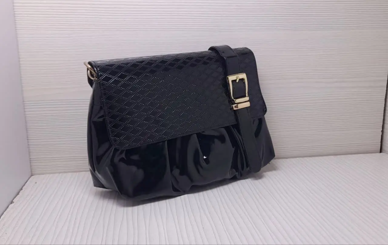 این کار خوشگل مون 
