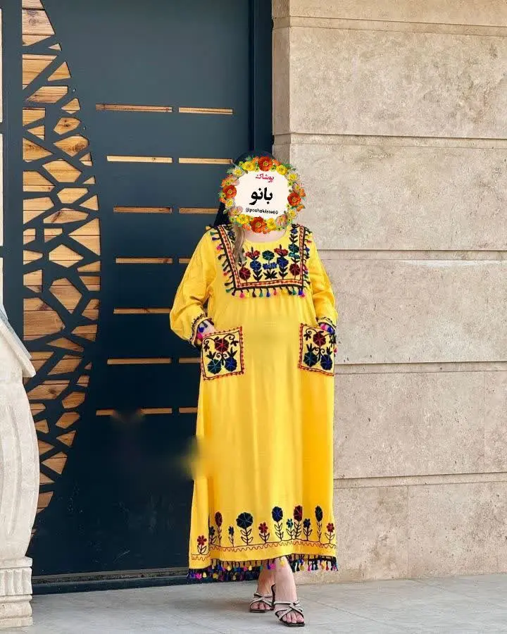 پیراهن گلدوزی شده و گیپوردار هندی
