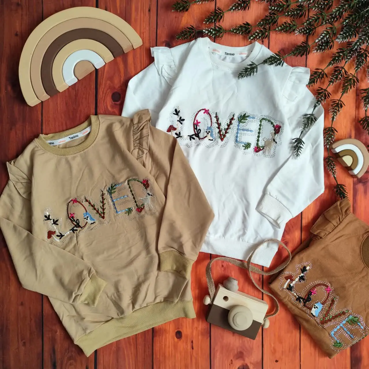 😍تیشرت تک دخترانه طرح LOVE،...