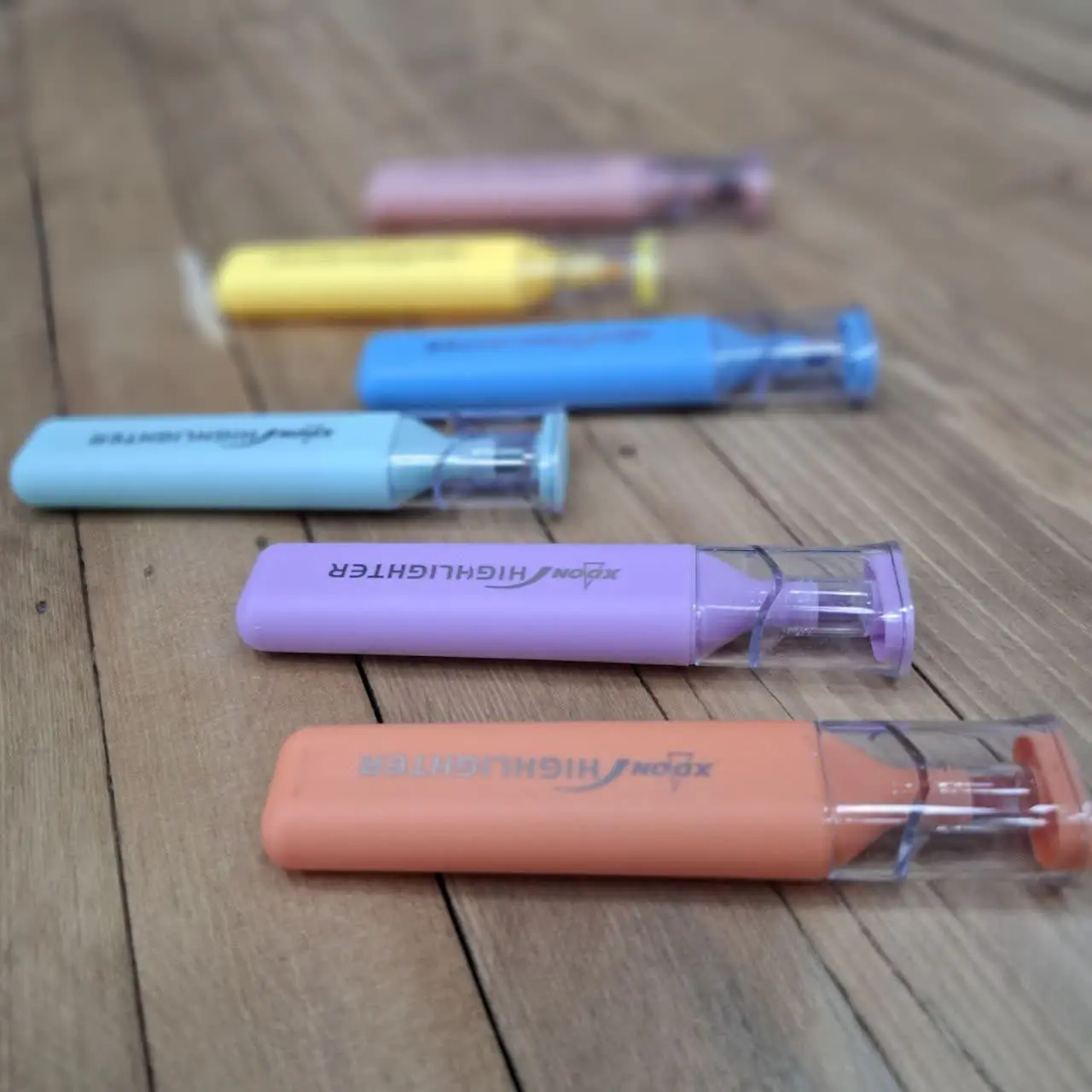 یکی از محبوب‌ترین و پرکاربردترین هایلایتر هارو موجود کردیم 😍🥰
