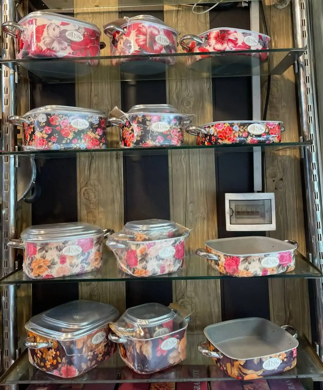 سرویس ۷ پارچه مربع گلدار 
