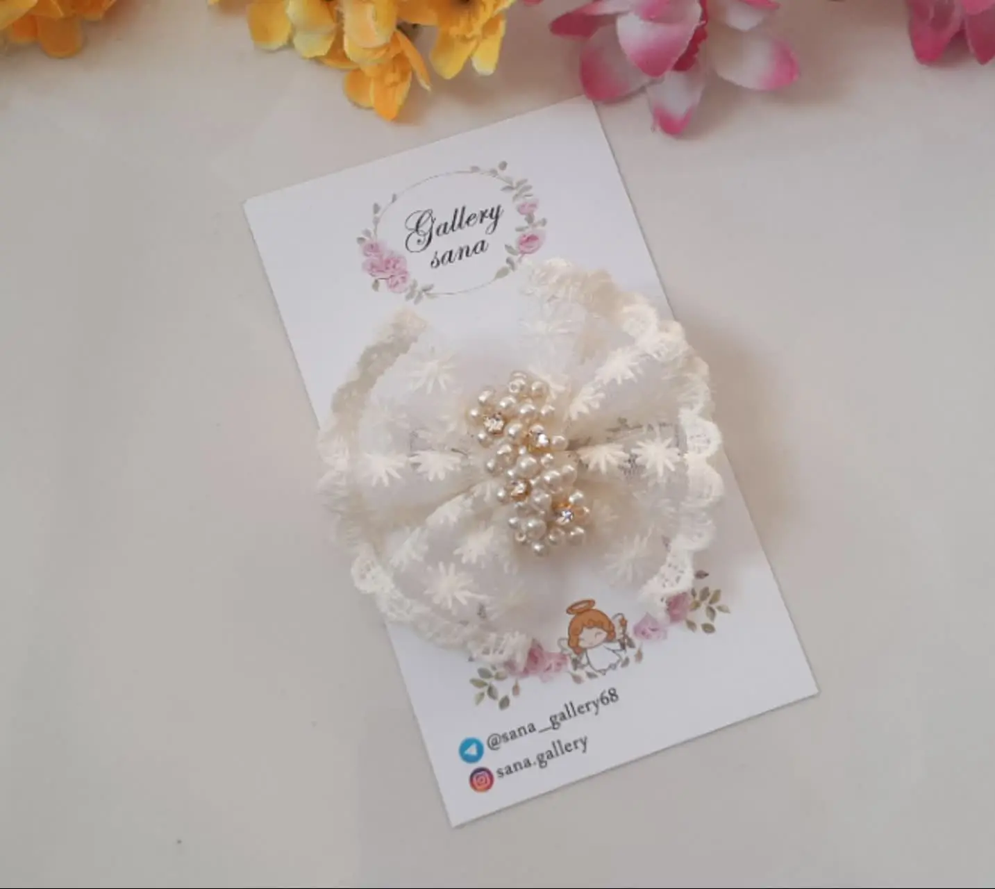 پاپیون طوری مرواریدی 
