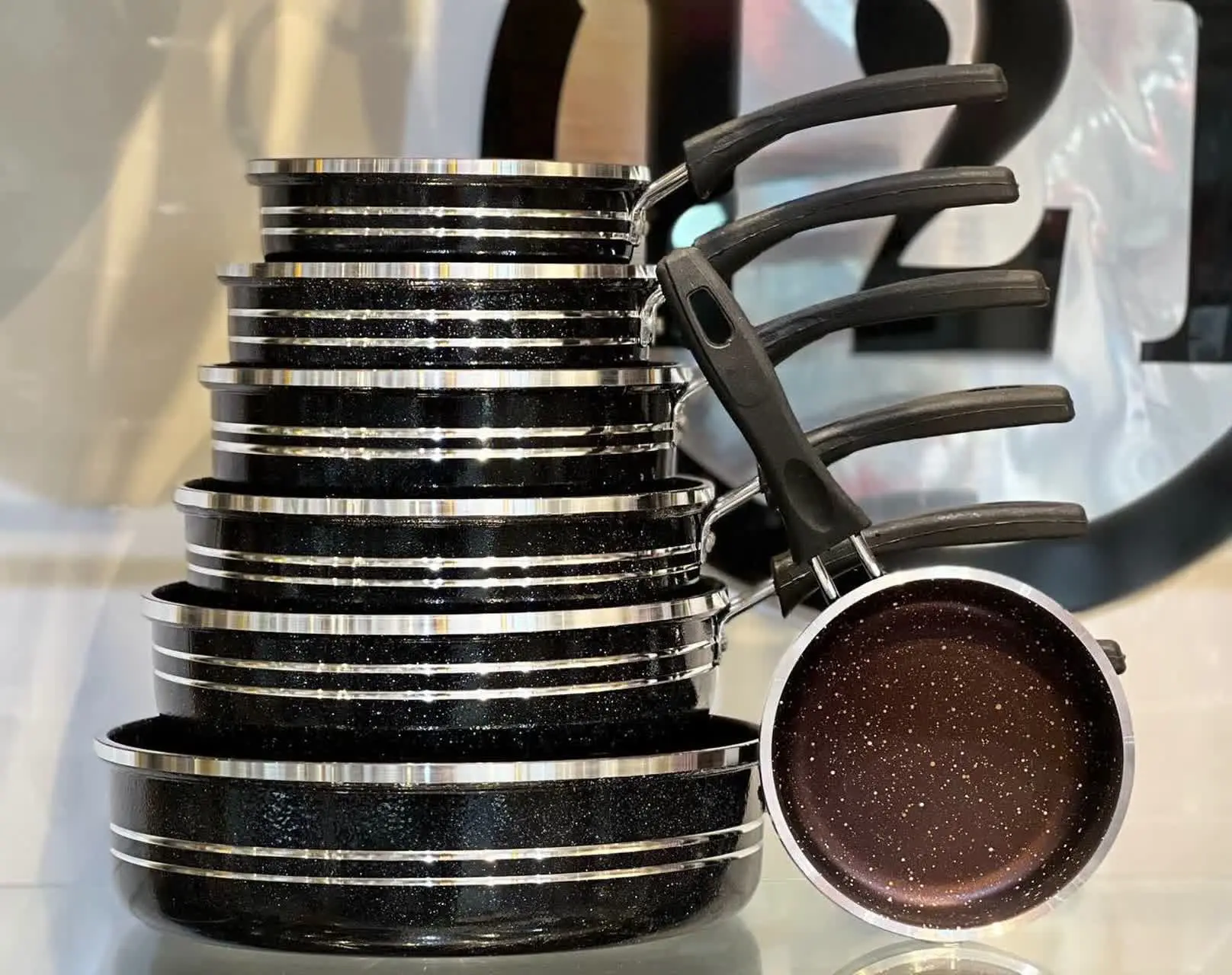 - ۲۰ - ۱۸ - ۱۶ - ۱۴