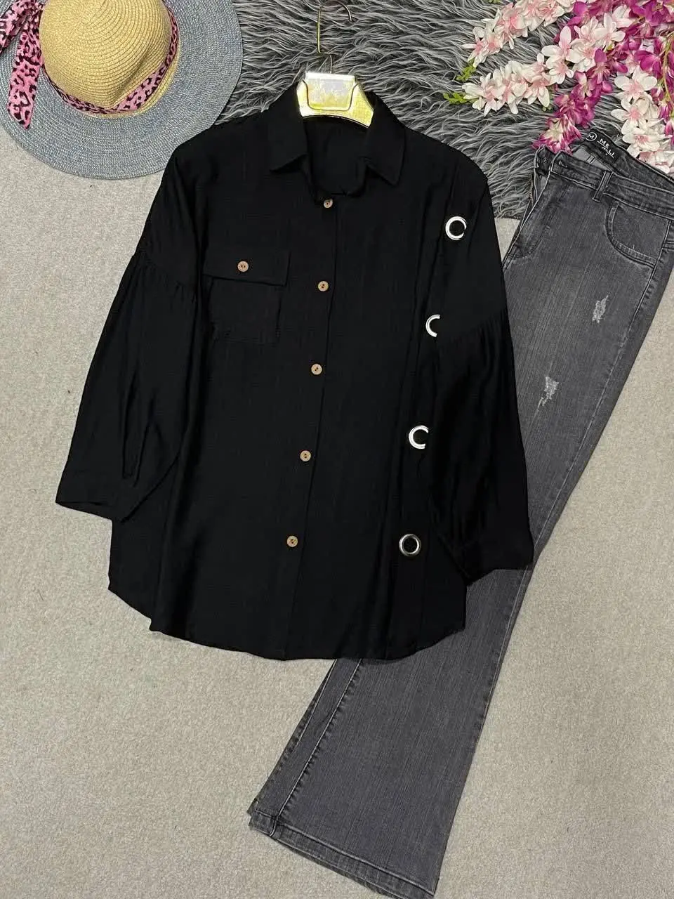 نام: مانتوبابوس حلقه‌ای
