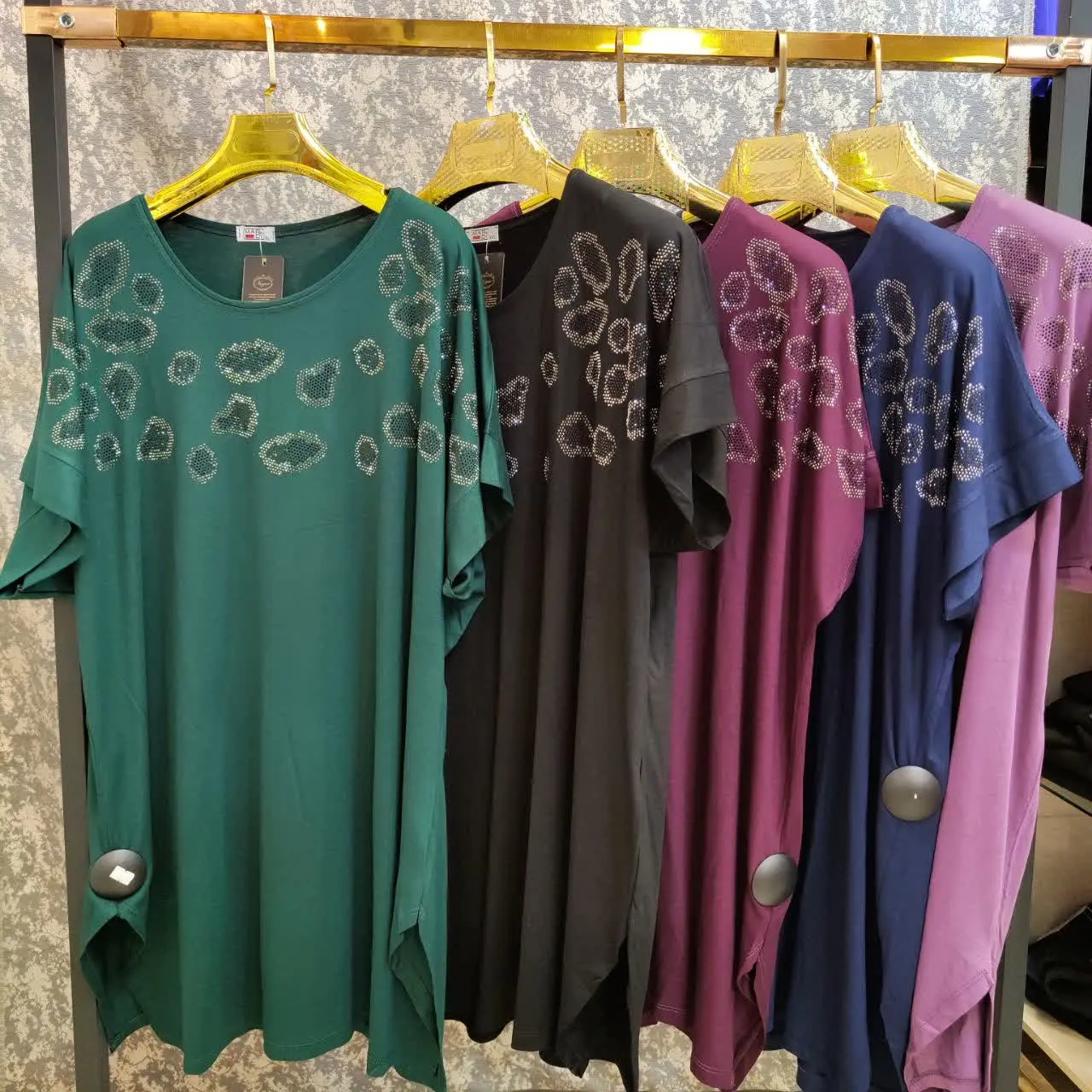 تونیک بلند خیلیییییی بزرگ😍
