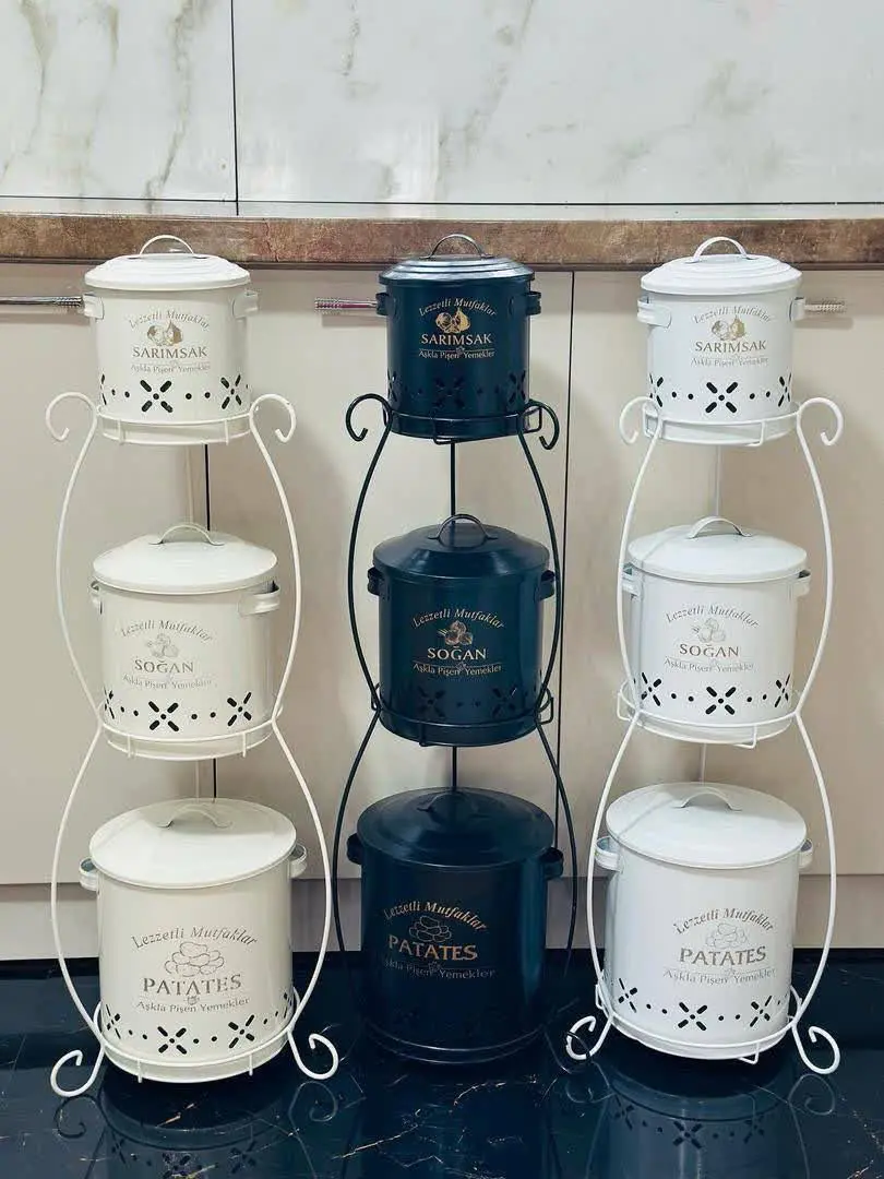 و فلزی ها سه رنگ کرم-مشکی-سفید