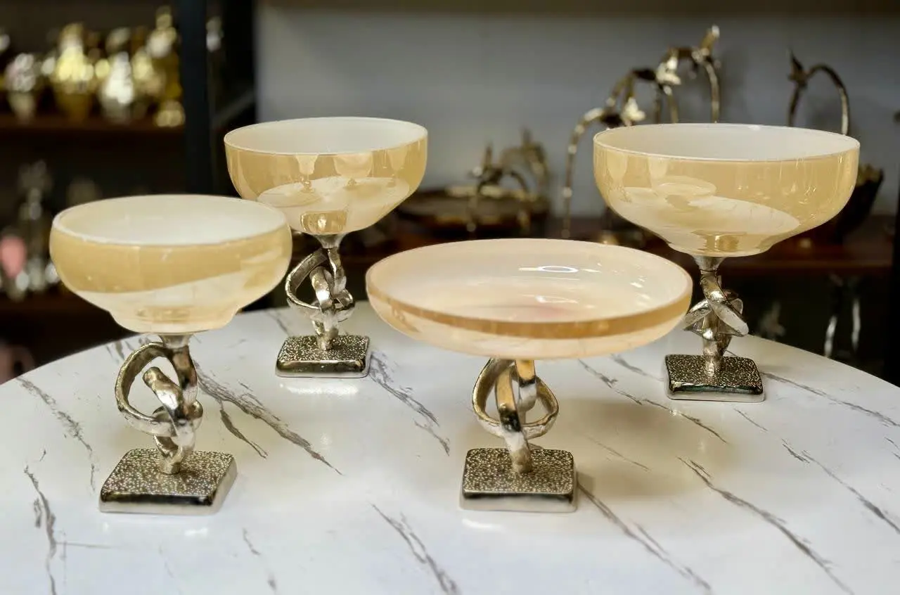 سرویس ۴ تکه وستون گره بلور در ۲ رنگ پایه طلا و‌نقره 
