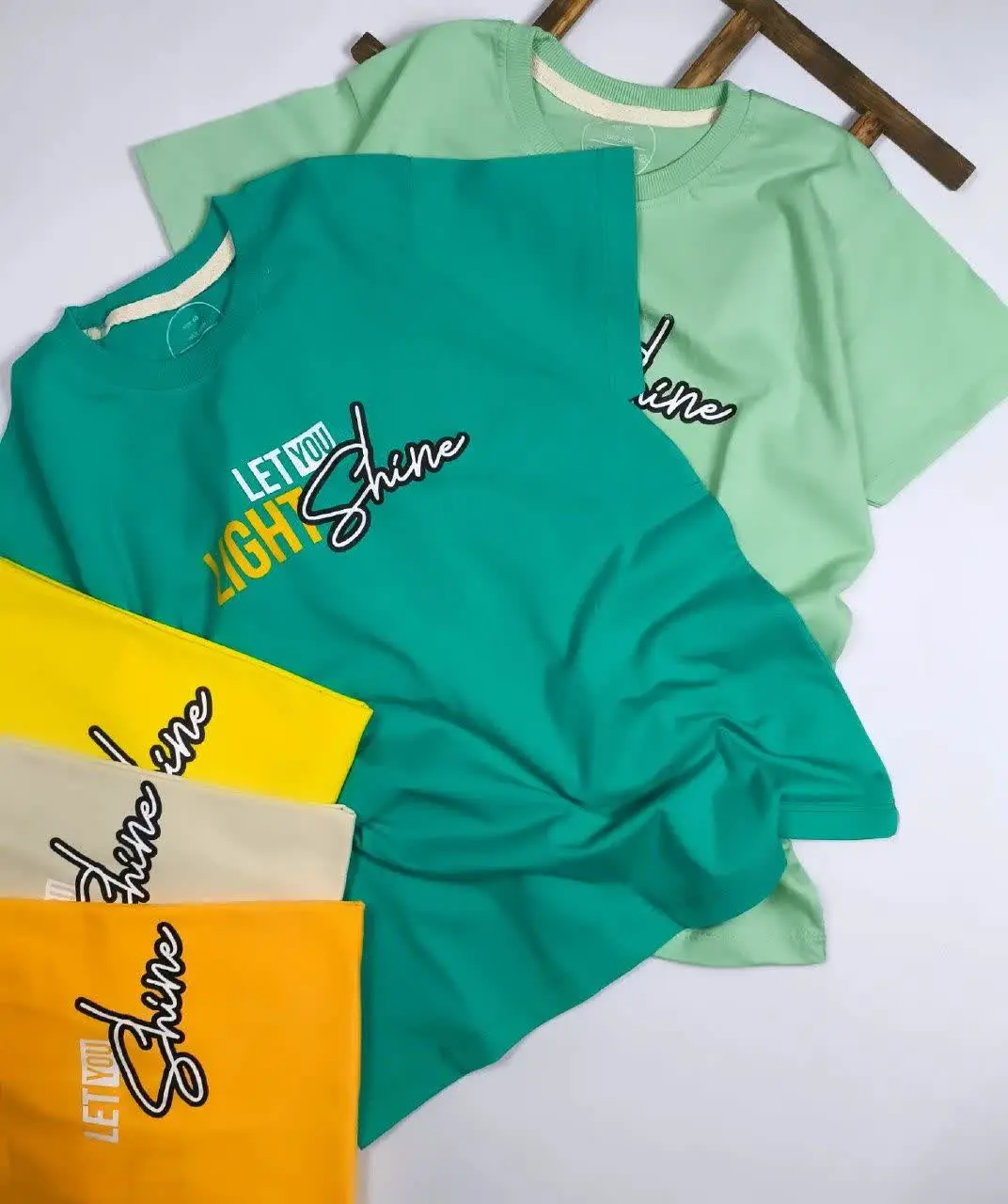 تیشرت تک سایز بزرگ اما اقتصادی ☺️☺️
