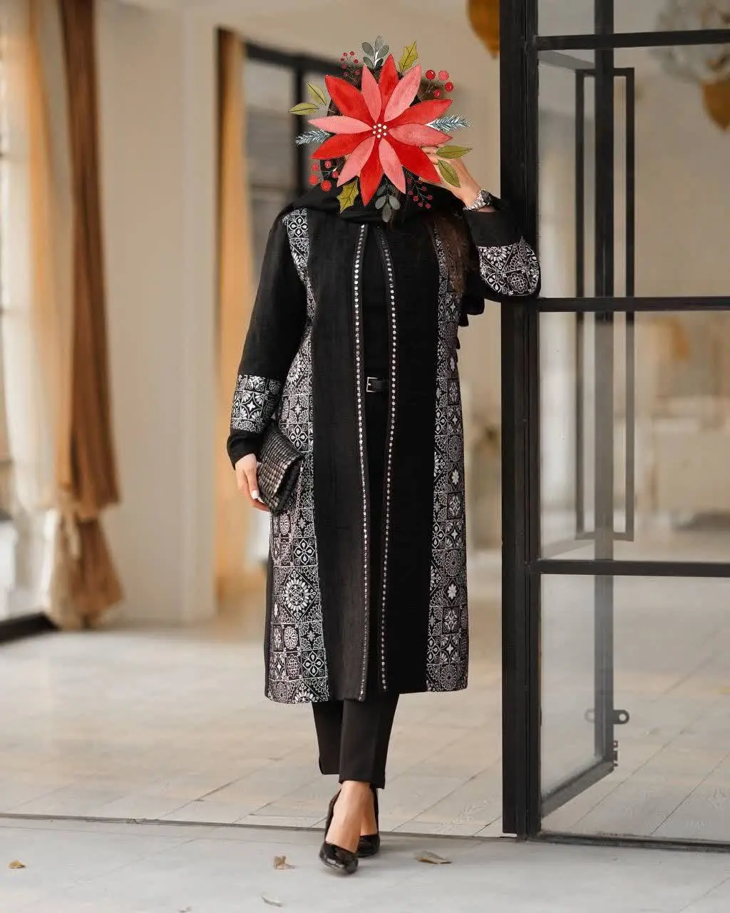 نام: مانتومزونی اطلس
