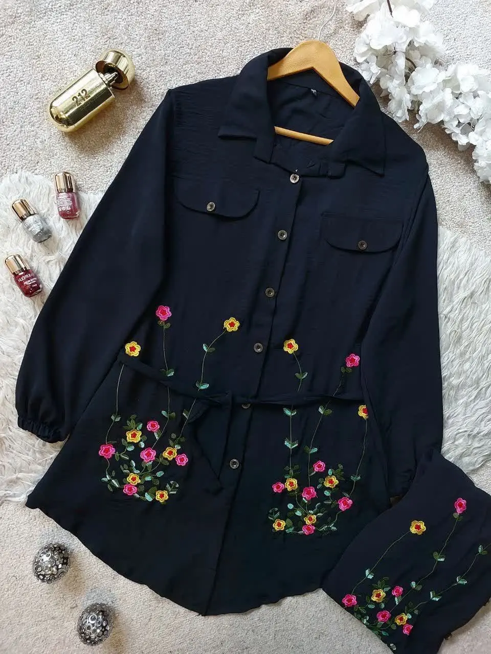 ❤️نام: مانتو مدل لیلیوم🏴 ((ویژه محرم)) 🏴
