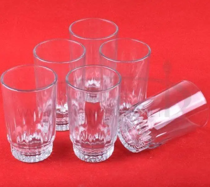 لیوان نیزه‌ای
