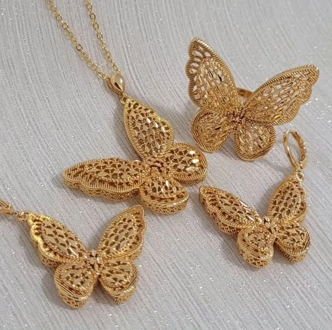 ست کامل پروانه رسید😍
