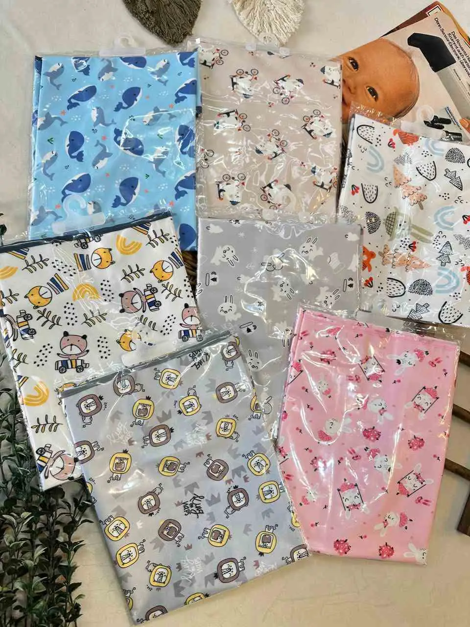 زیرانداز تشک تعویض مخمل پشت مشمایی نوزادی کد ۳۱۳۰۰۱ 
