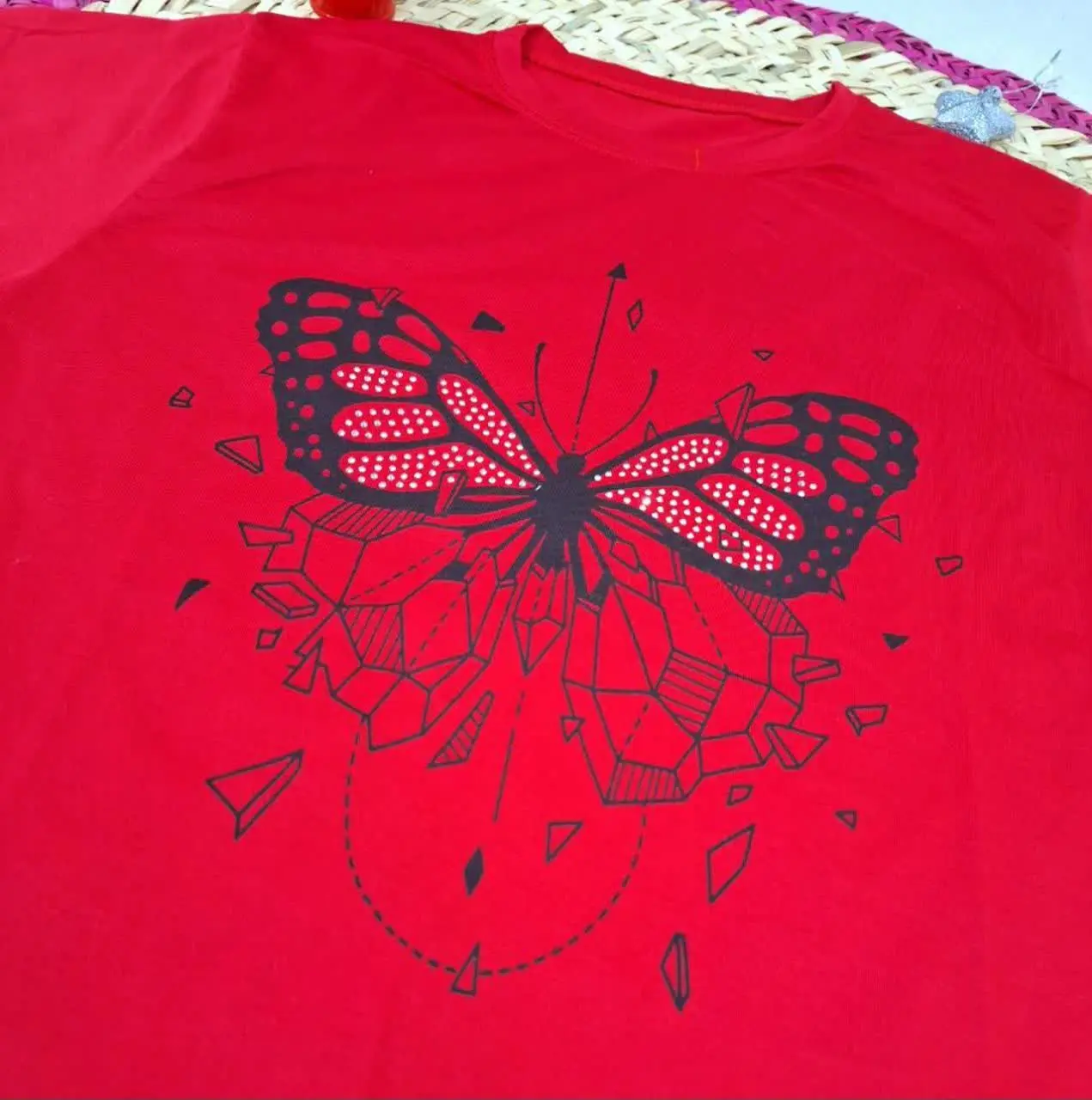 🍁نام: تیشرت پروانه
