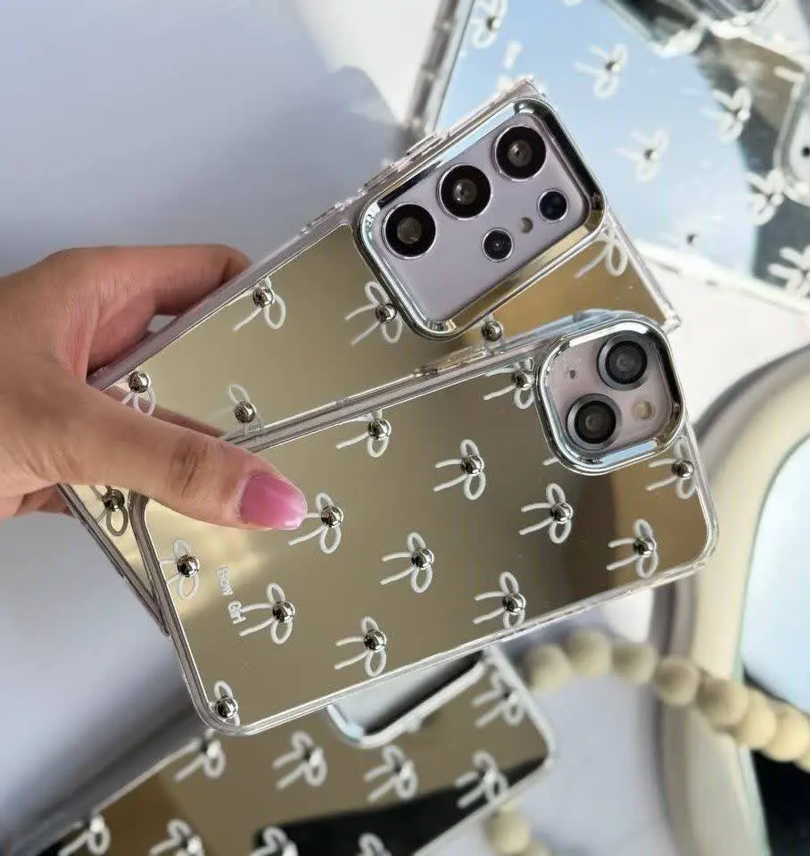 📱مدل قاب: قاب پاپیون آینه‌ای میررور با مروارید‌های فوق العاده زیبا مخصوص انواع #سامسونگ #شیائومی و #آیفون 
