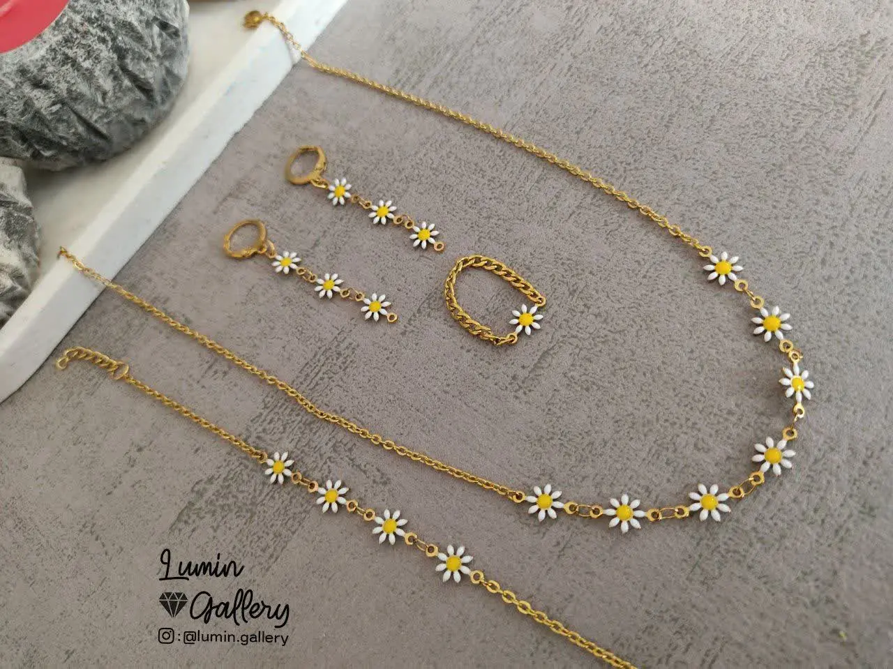 ست بابونه😍
