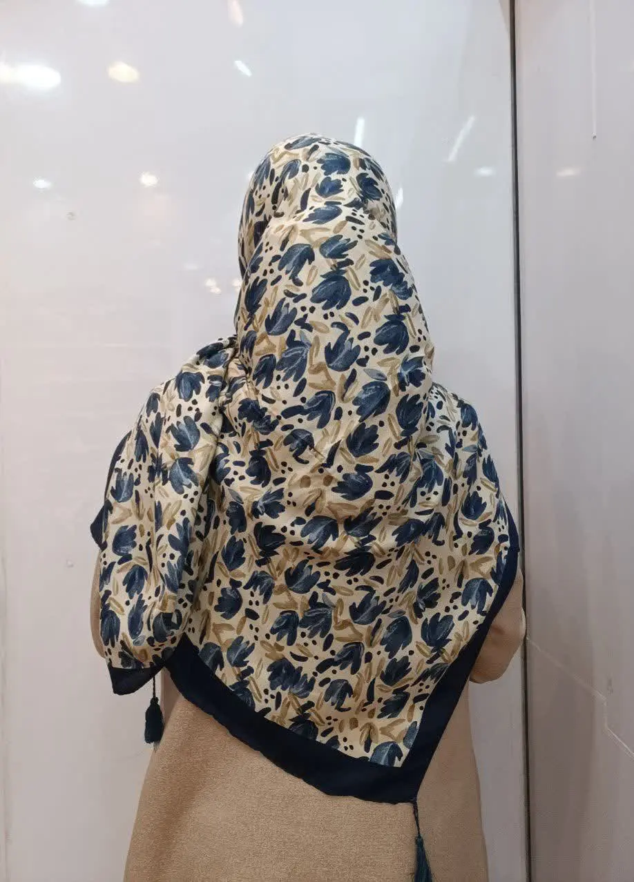 ☪️روسری نخی گلدار 
