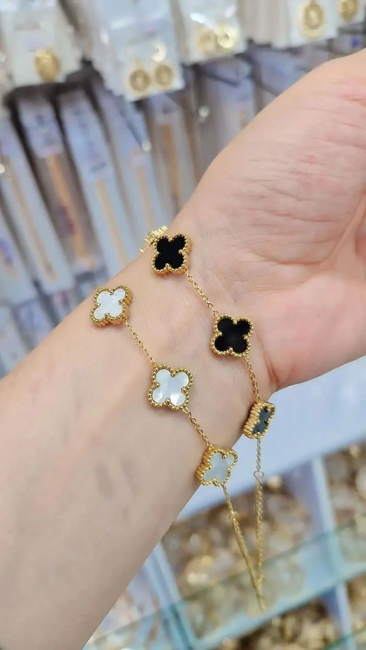 #دستبند_ونکلیف خاص طرح طلا 
