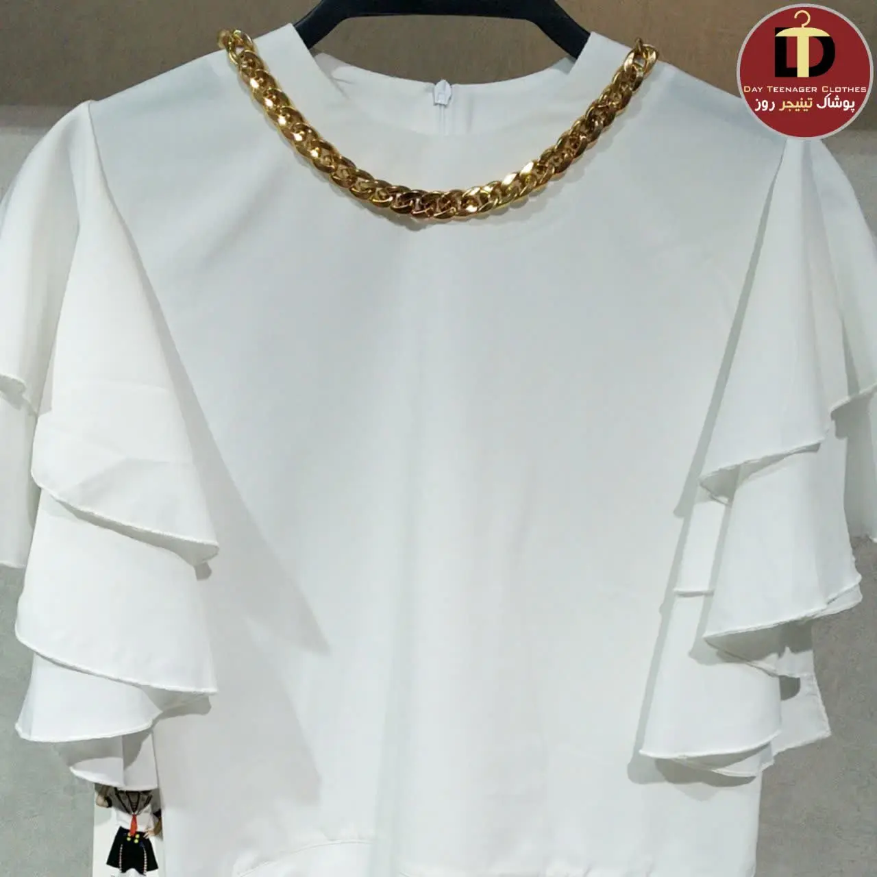 اینم👆 نمای تک از شومیز پست قبل که عکس تکش رو خواسته بودین 😍😊
