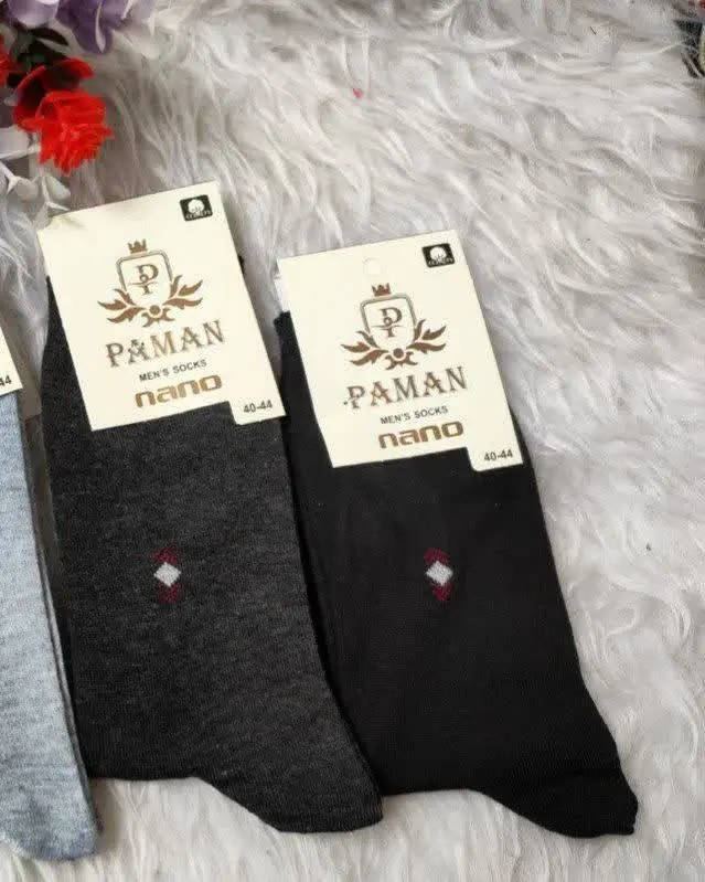 رنگ تیره جوراب همیشه مشتری...