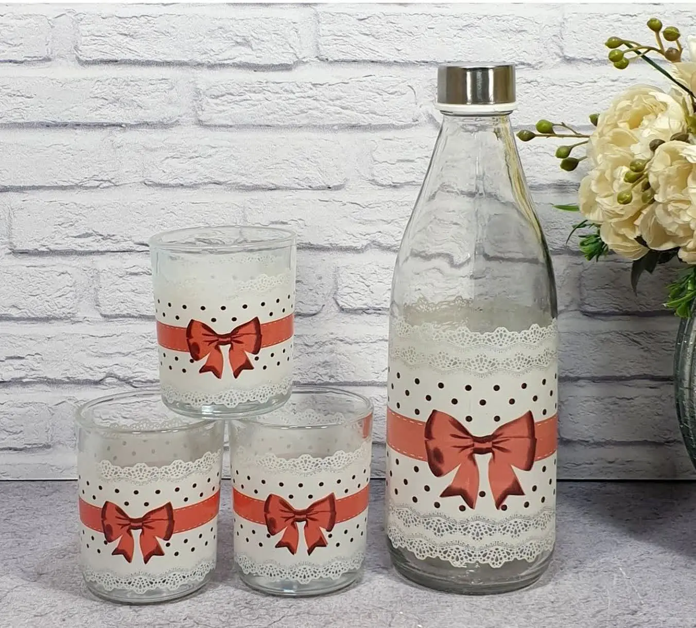 سرویس بطری و ۳عدد لیوان چاپی
