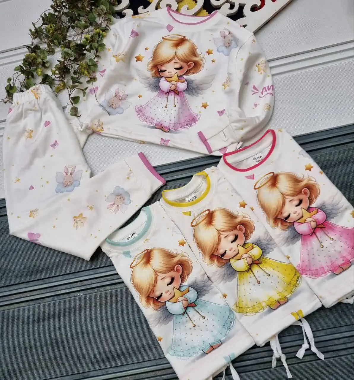 🇮🇷🧥🧶👗👚👔🎽👕👖💎

