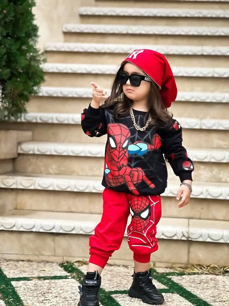 نام: اسپایدرمن برجسته
