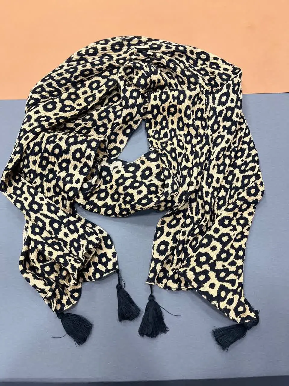 کد ۳۹۳۷ (۱۵۰۰gr) 
