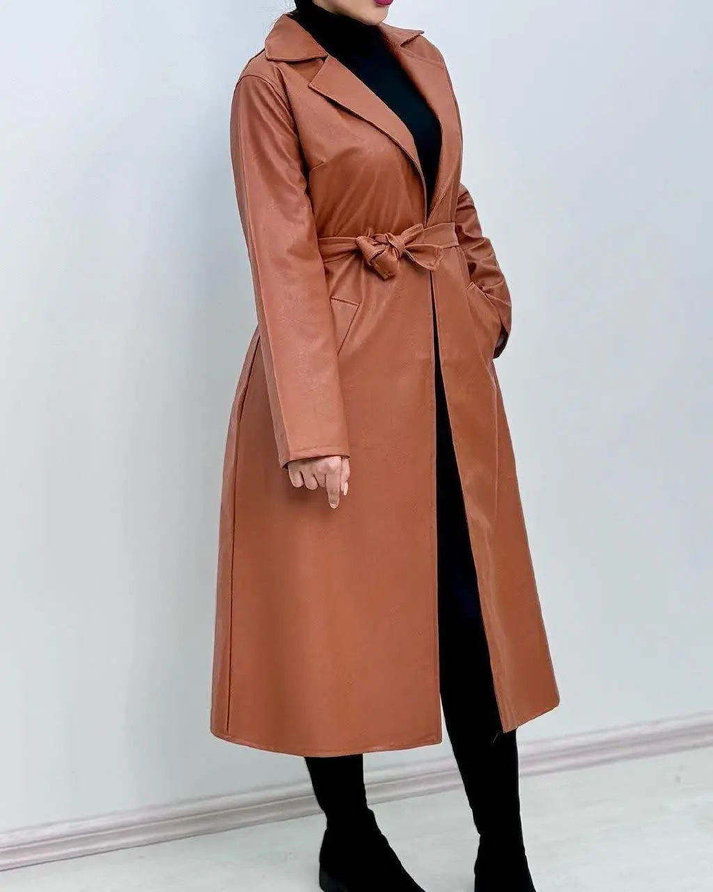 ☀️نام: مانتو چرم بلند
