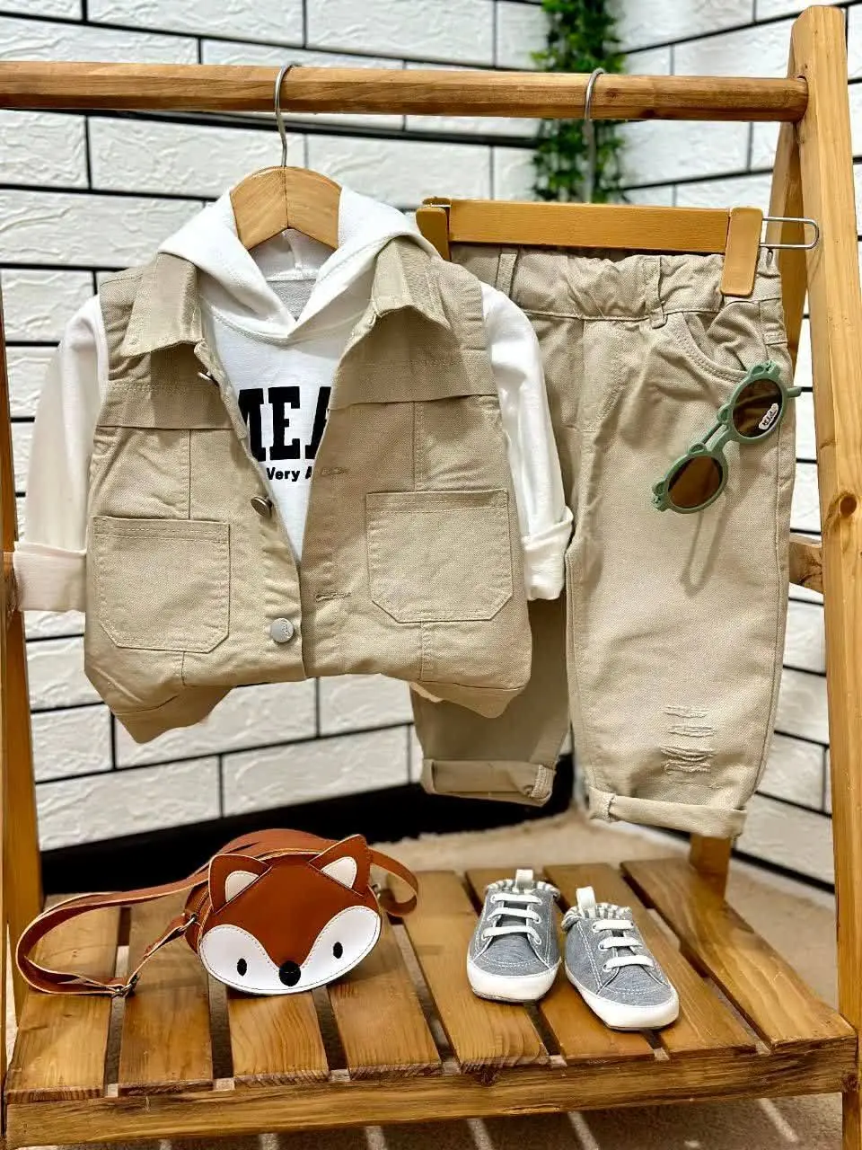 سه تیکه جلیقه هودی و شلوار...