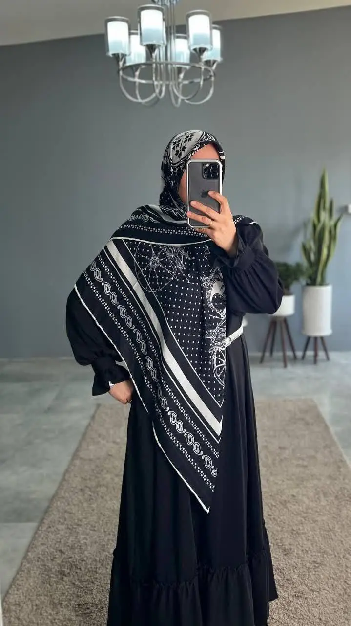 روسریای زمینه #مشکی_سفید
