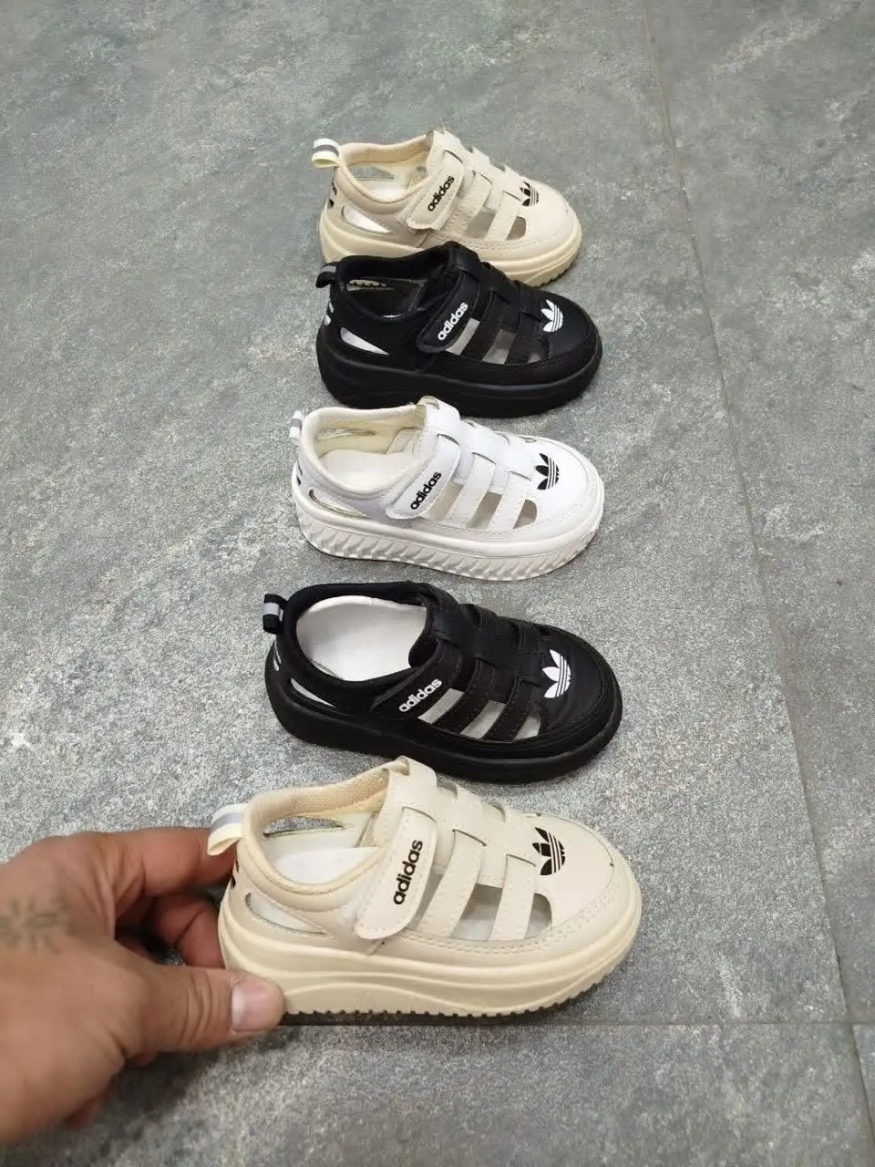 صندل جلو بسته بسیار زیبا🦸‍♀ 
