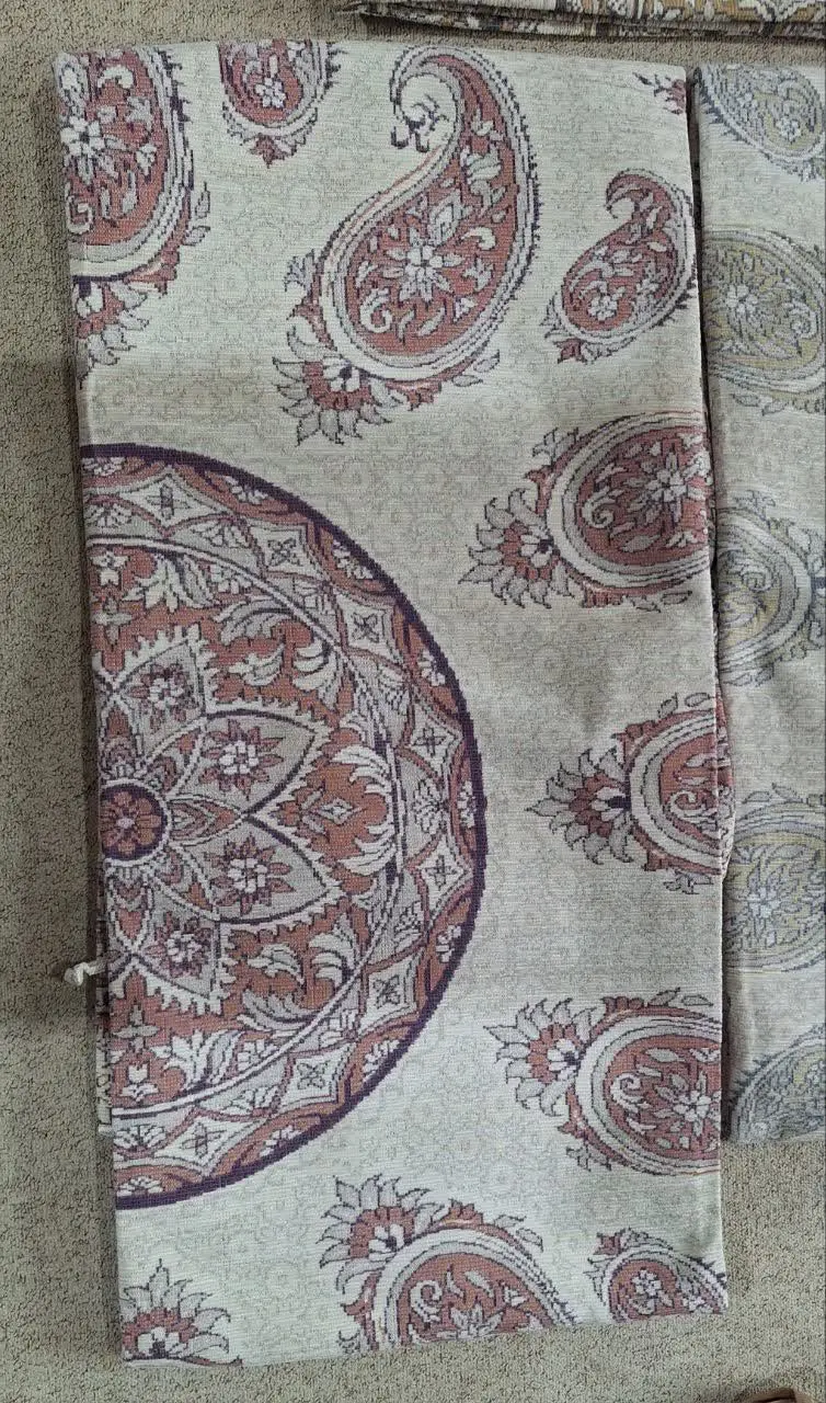 زیرسفره کادویی بسیار زیبا و...