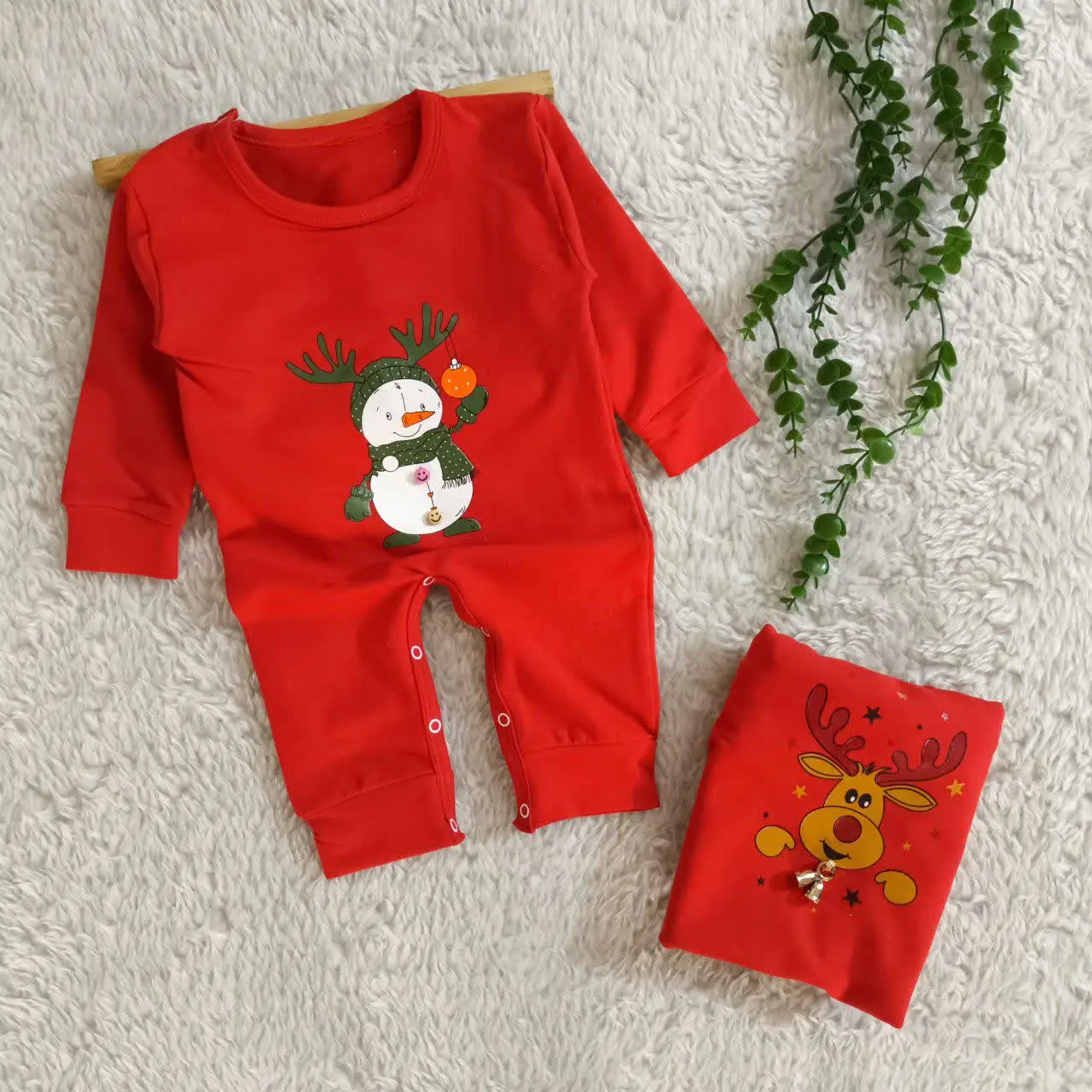 سرهمی کریسمسی گوزن و آدم بر...