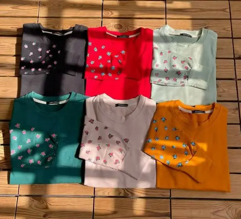 🪶دورس‌پنبه‌آستین‌چاپی‌طرح‌گل‌سرخ 
