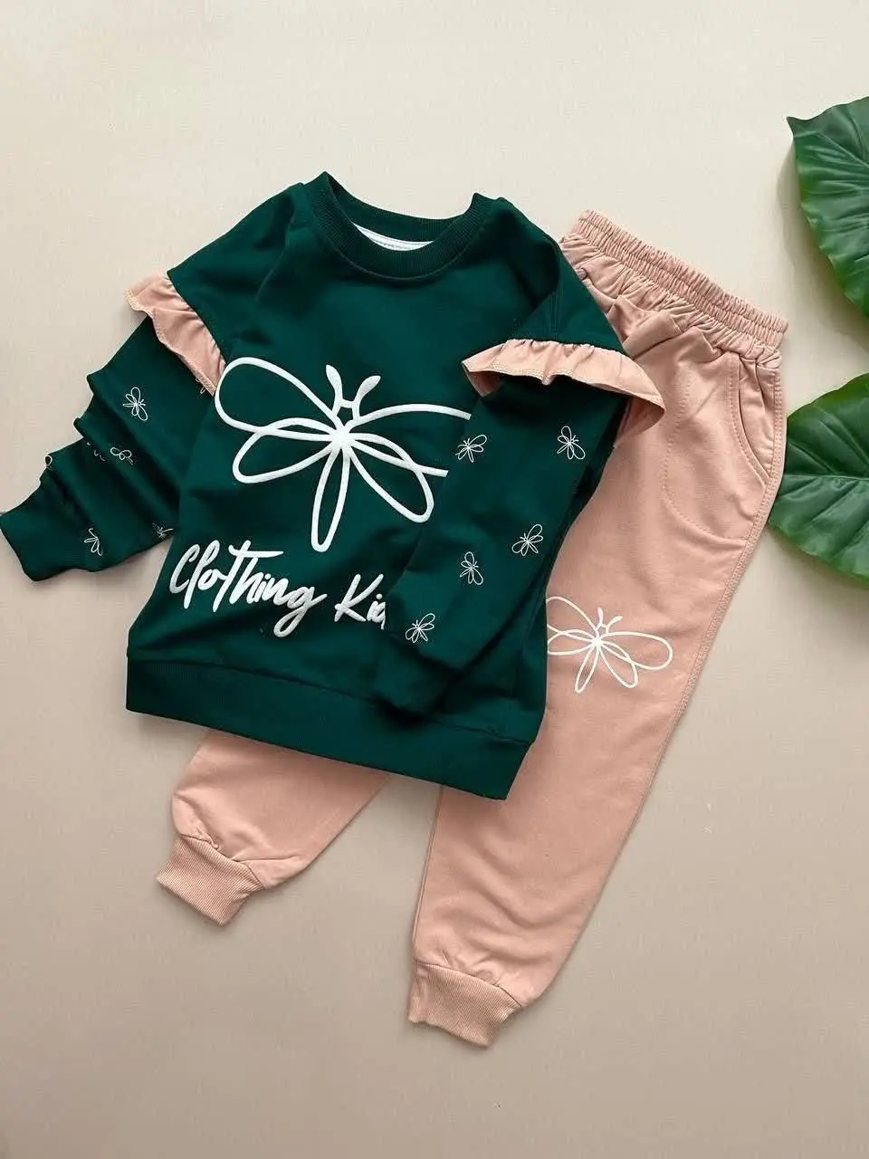 ناز داره این ست، خیلیم ناز...