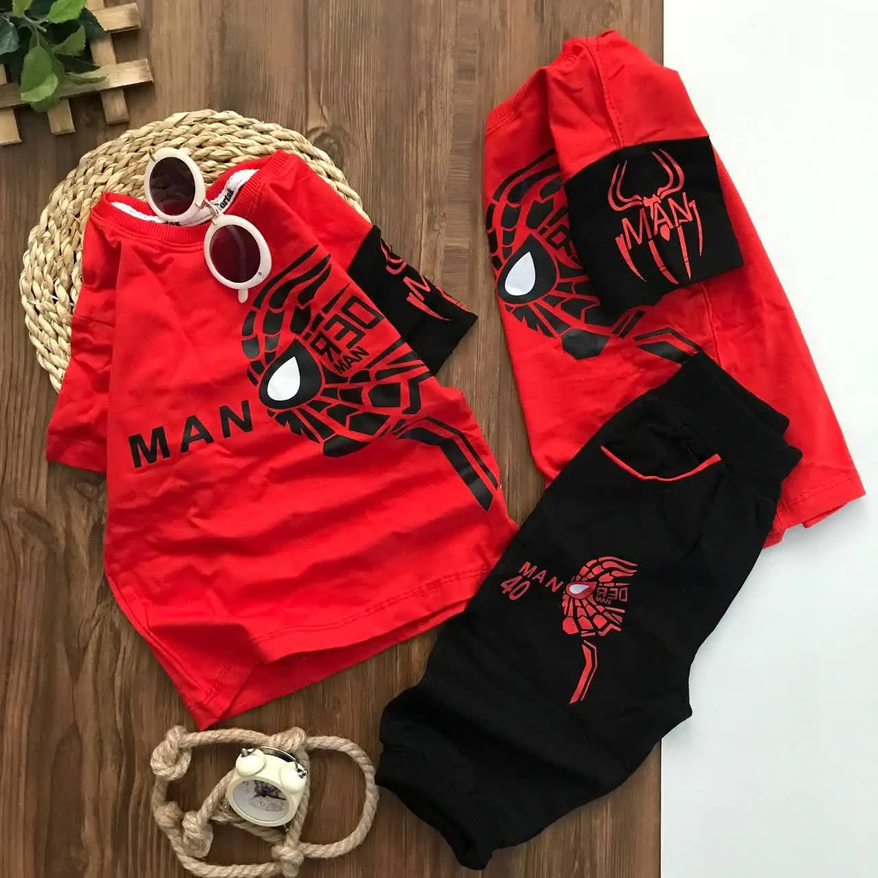 از لحاظ جنس و کیفیت و طرح بی رقیب 
