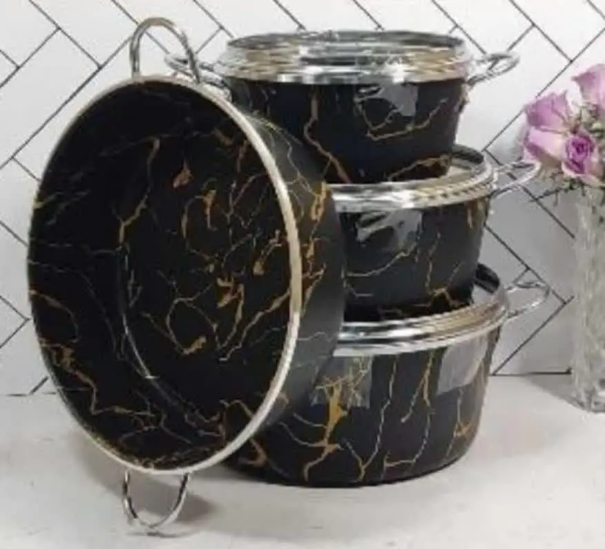 رنگ خاص مشکی طلایی