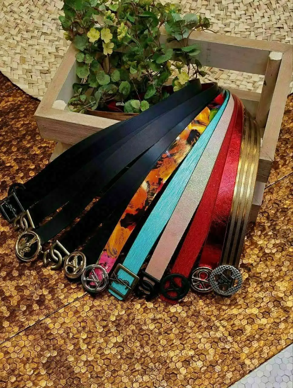 🇮🇷🧥🧶👗👚👔🎽👕👖💎
