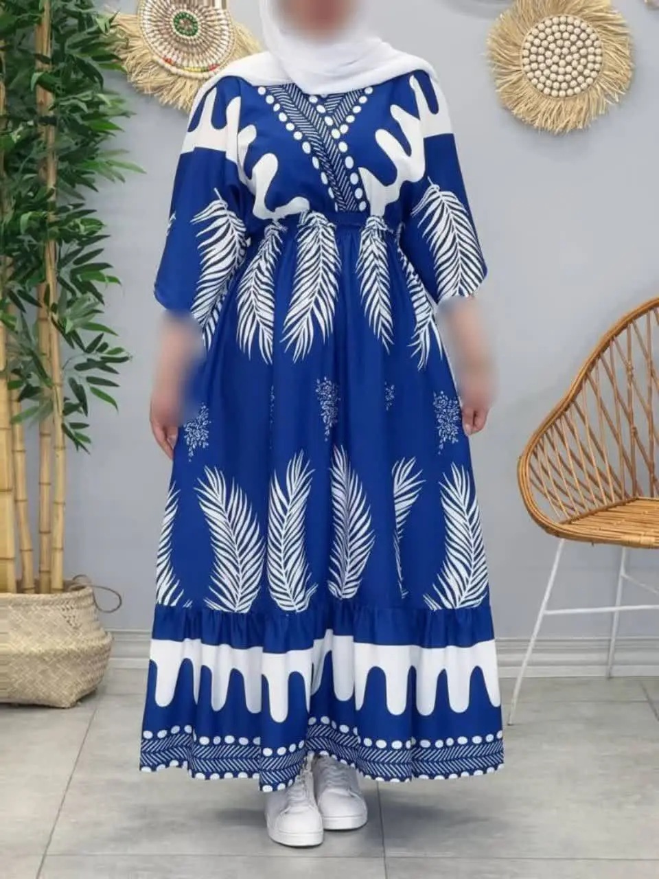 نام: ساحلی پر
